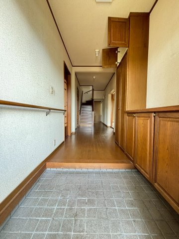 【玄関】
