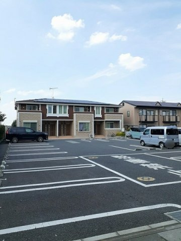 グレイス桜沢Ⅰの駐車場