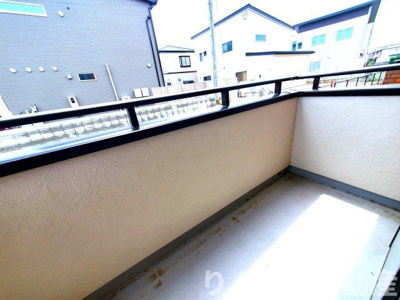 【バルコニー】 | ヨーロピアンシャレー柊 | 落ち着いた時間を過ごせるバルコニーです