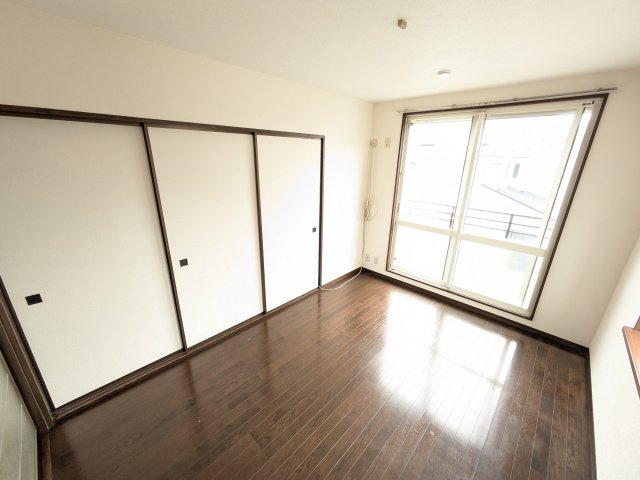 シャルマン元町の居間・リビング