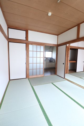 第2ニイヤスカイハイムの和室