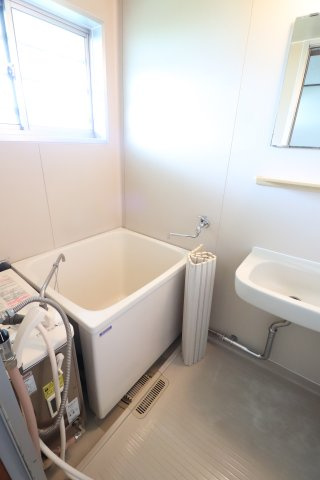 第2ニイヤスカイハイムの浴室