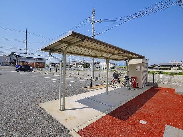 レオパレスシュークル　大和桜井のその他共用部分|自転車置場