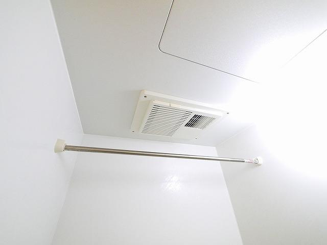 レオパレスシュークル　大和桜井の設備|浴室乾燥機