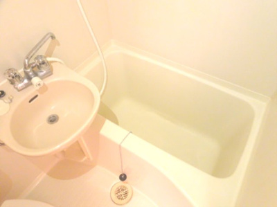 【浴室】 | イスティーム