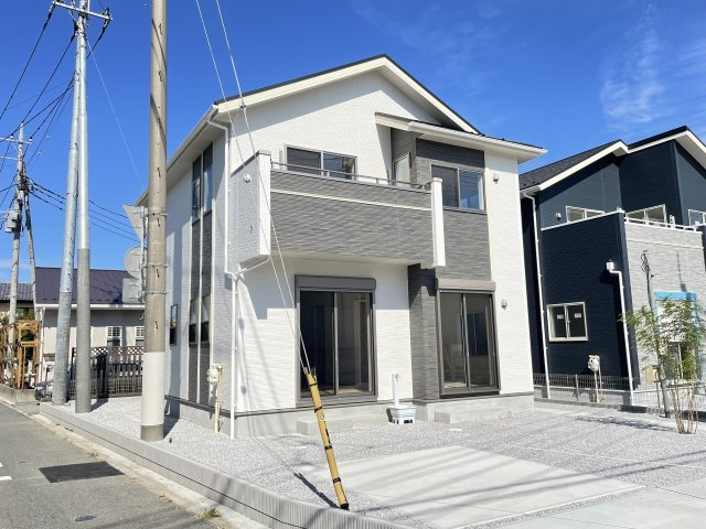 藤岡市藤岡（全5棟）1号棟の外観|建物完成済みでございます。お部屋のご内覧可能でございます。お気軽にお問合せ下さいませ(^▽^)/