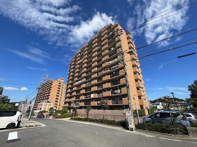 名古屋市天白区梅が丘３丁目の中古マンションの外観|堂々たる外観です。