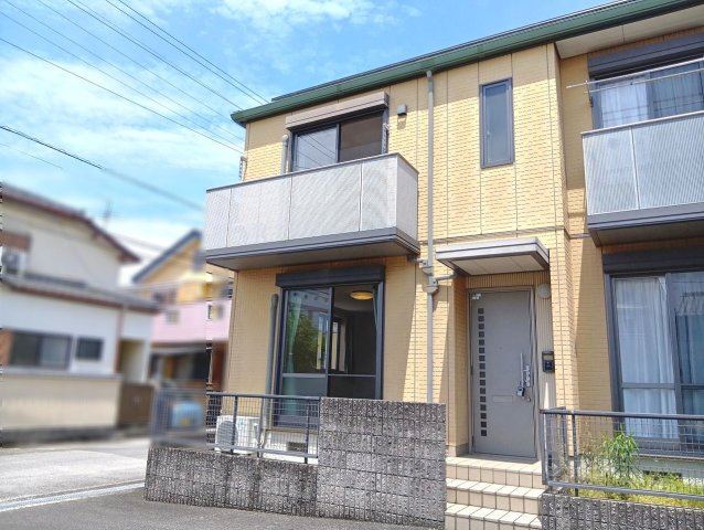 シンフォニーB棟の外観