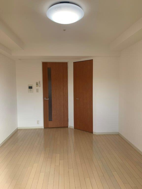 ドゥーエ森ノ宮の居間・リビング