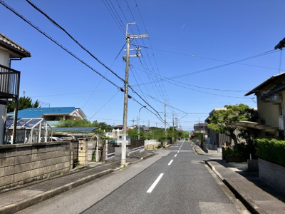 【前面道路含む現地写真】 | 大津市日吉台2丁目30-2　中古戸建