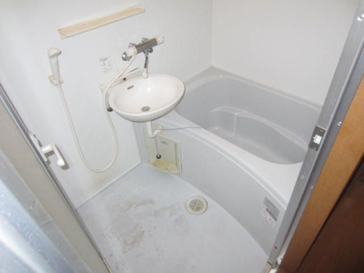 【洗面所】 | プリマヴェーラ井尻 | 別号室の写真になります。現況優先。