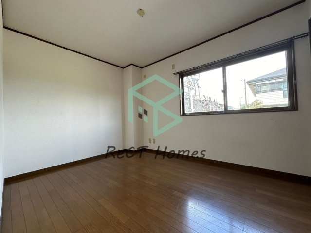 姫路市飾磨区中島の賃貸マンションの居間・リビング