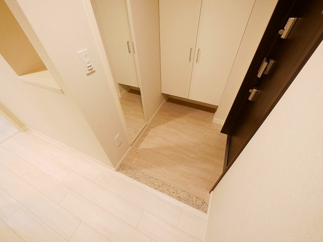 ラヴィーナ奈良の玄関