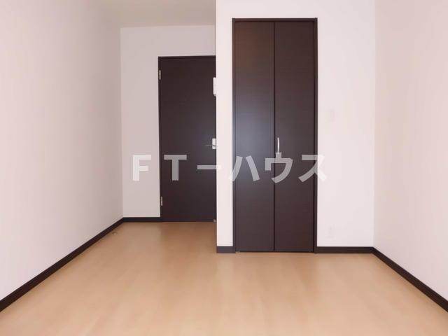 グラジーエ大久保の寝室