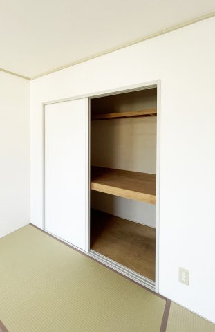 ディアス川南　Ａ棟の収納