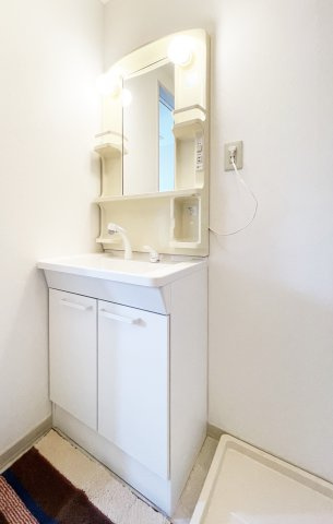 ディアス川南　Ａ棟の洗面所