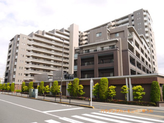 【外観】 | 深さ約37ｍ、計56本の杭で支える強固な基礎構造