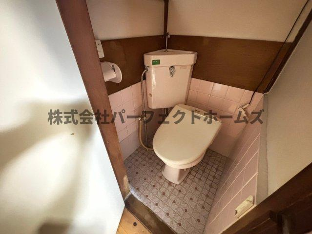 堀溝2丁目テラス　賃貸のトイレ|落ち着いた色調のトイレです