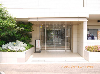 【エントランス】