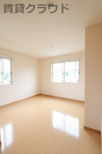 クリスタル　ソレーユの寝室|開放的な寝室です