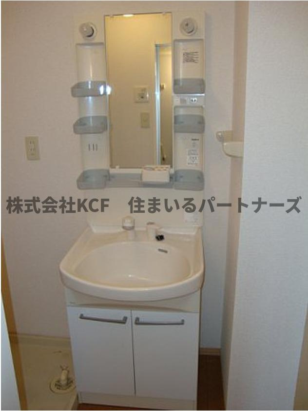ミカハウスⅡの洗面所|脱衣スペースもあります