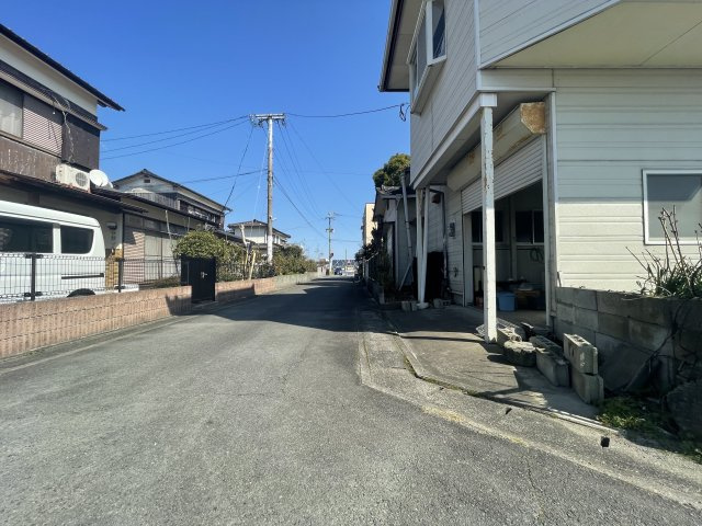 大川市大字下青木中古戸建の前面道路含む現地写真