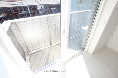 【バルコニー】 | D-ROOM ALBA | 陽当たり良好なバルコニーです
D-ROOM ALBA　212号室　2024/10/12撮影