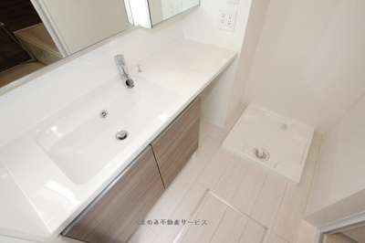 【洗面所】 | D-ROOM ALBA | 洗面所です
D-ROOM ALBA　212号室　2024/10/12撮影