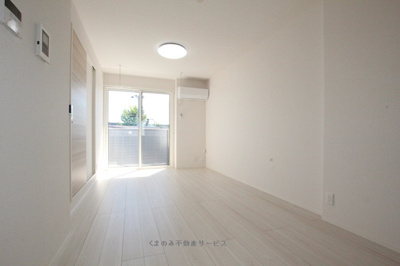 【居間・リビング】 | D-ROOM ALBA | おしゃれな居間です
D-ROOM ALBA　212号室　2024/10/12撮影