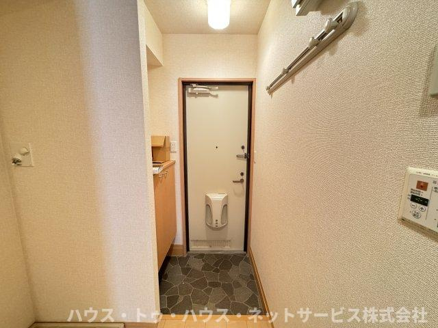クレールコートの玄関