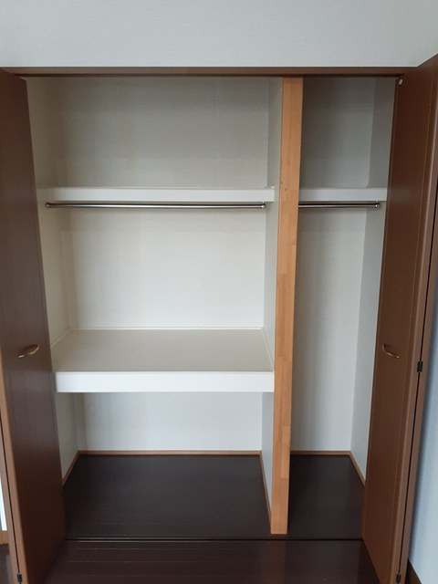 サンハイツ長者ヶ台Ｂ棟の収納