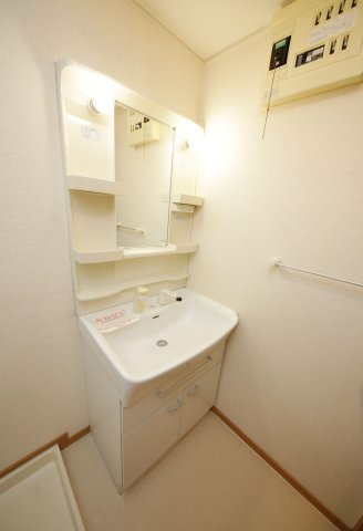 メゾンアンソレイエSの独立洗面台