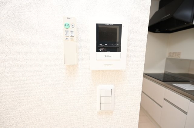 【洋室】 | ヴェル・コート阪手