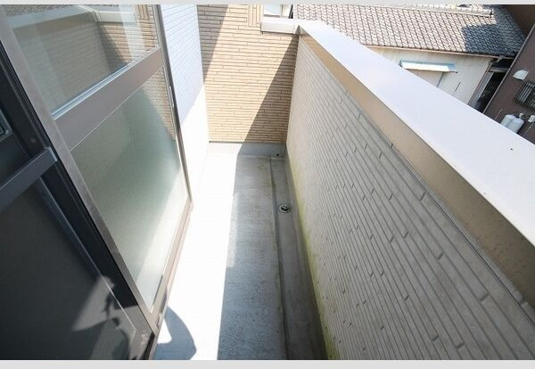 Caspiのバルコニー