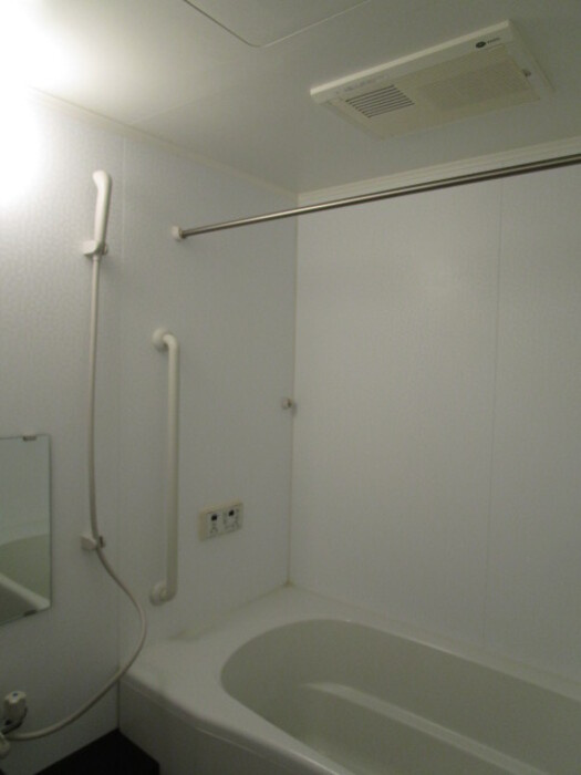 トゥインクルなごみの浴室