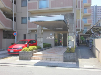 【エントランス】