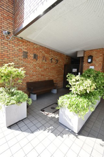 【エントランス】 | 桜町ハイツ