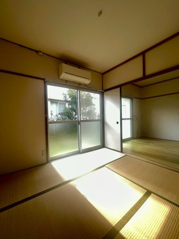 ケイズプレイス中の原2棟の和室