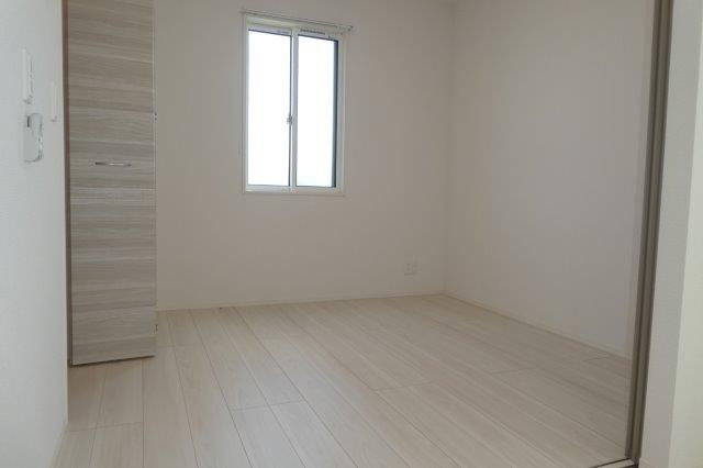 フェリーチェ浜ノ茶屋の寝室|洋室