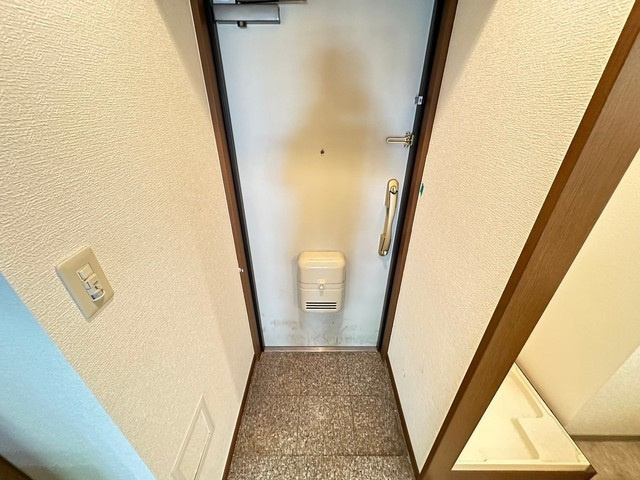 【玄関】ウイング十日市