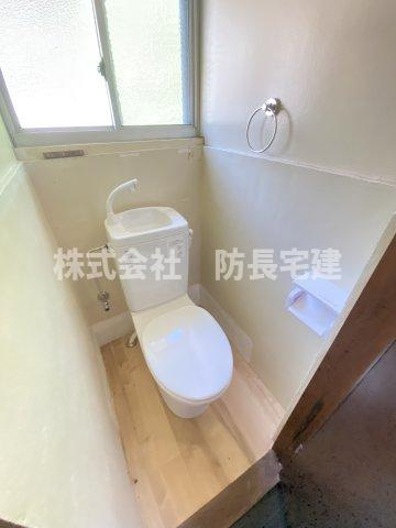 山口市平野１丁目の一戸建てのトイレ|清潔感のあるトイレです