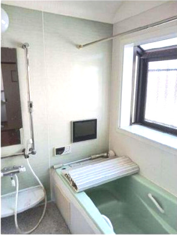 伊勢原市下谷　中古戸建の浴室|ゆったり過ごせるお風呂です