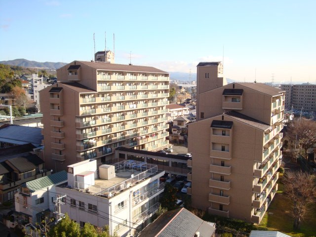 パセオ清荒神の外観