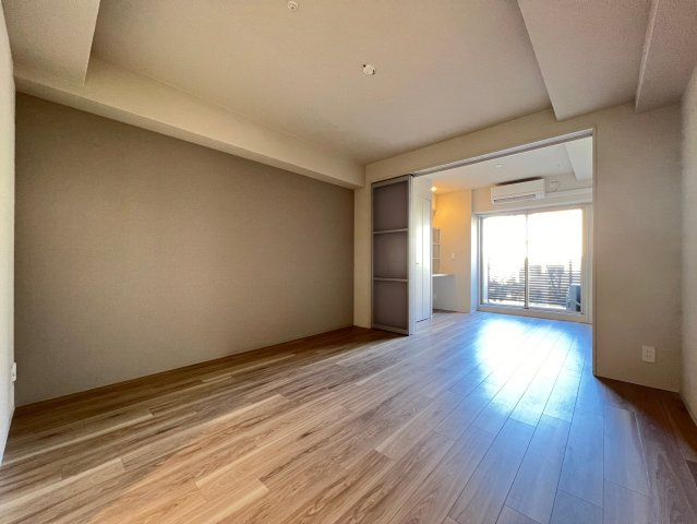 アーバネックス南新町の居間・リビング