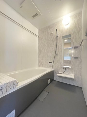 【浴室】 | D-chambre 中川原 | ※同建築会社施工別物件参考写真（実際の物件とは異なります）