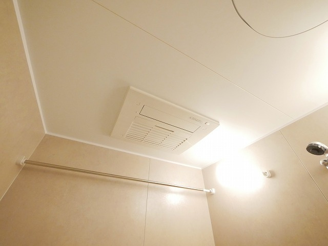 ラヴィーナ奈良の設備|浴室乾燥付きです