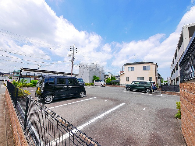 ＣａｓａＥ．Ｊ．Ｉの駐車場