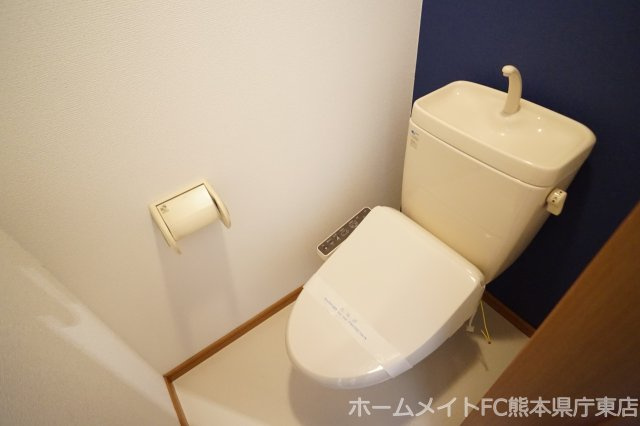 上益城郡嘉島町大字上島のアパートのトイレ