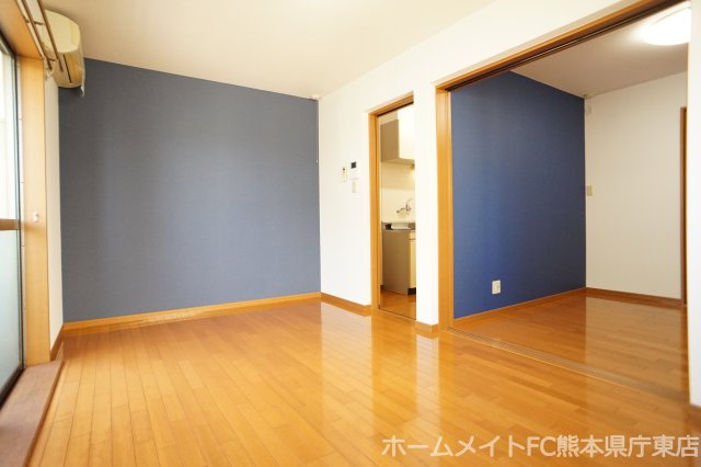 上益城郡嘉島町大字上島のアパートの内装