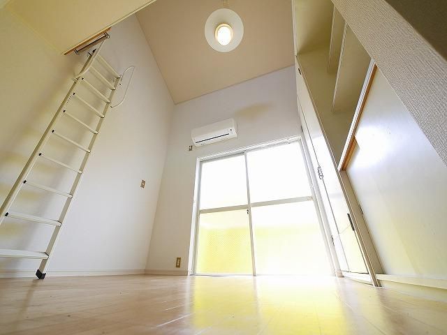 シングルモアの居間・リビング|ゆったりとしたリビングです